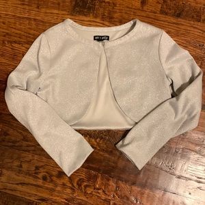 Girls Shiny shimmery cropped Jacket, silver fancy jacket, size Large
